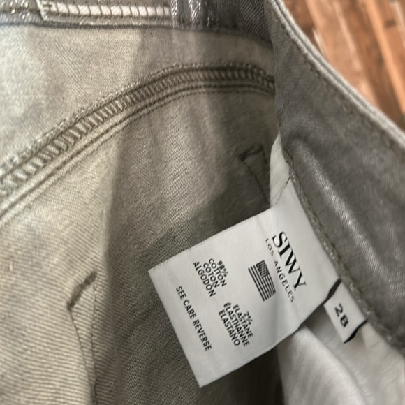 SIWY Los Angeles Hanna the singer not the song metallic jeans - Picture 15 of 16